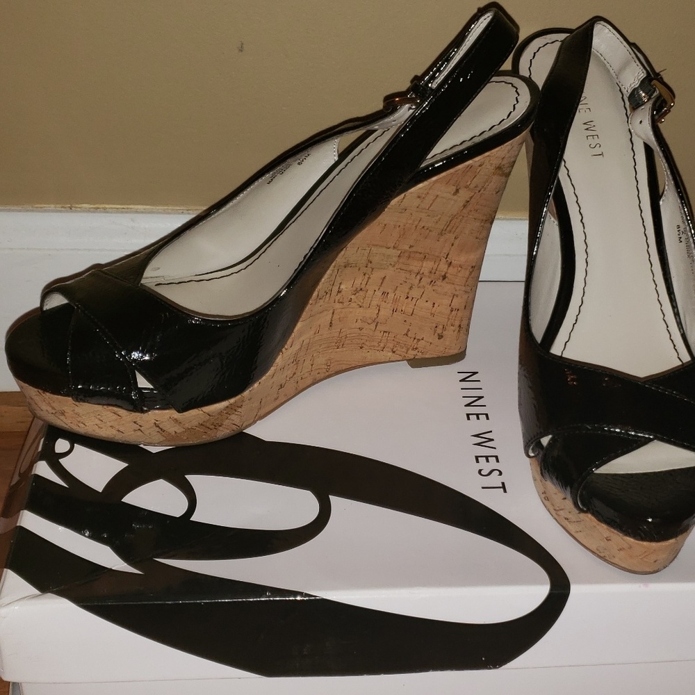 Shoes - Picture 2 of 3